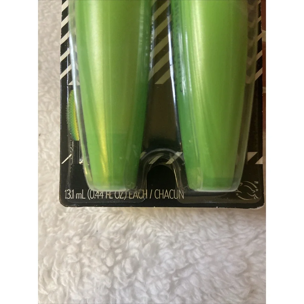 New Cover Girl Lash Blast Clump Crusher Mascara Very Black Twin Pack NIP NIB